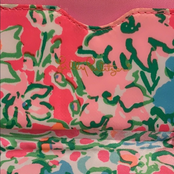 Lilly Pulitzer wristlet 💗 - Picture 6 of 6